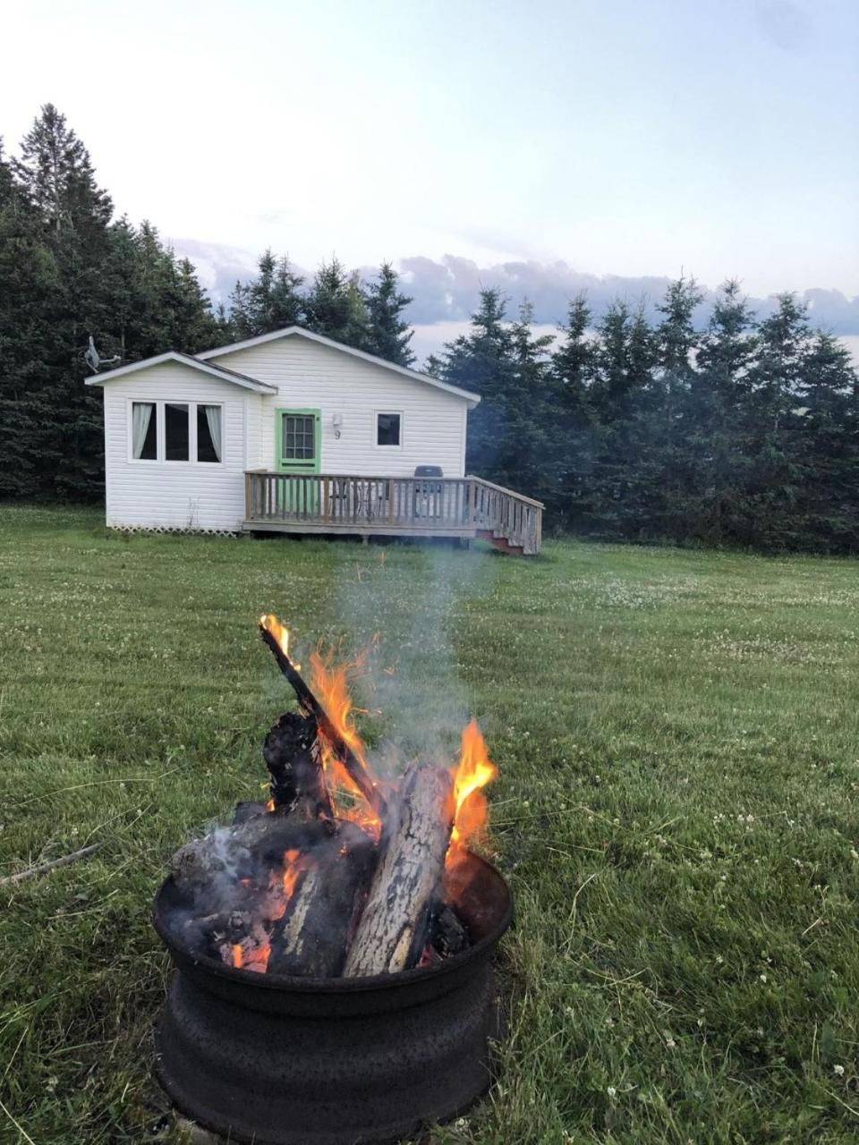Bubbling Brook Cottages 캐번디시 외부 사진