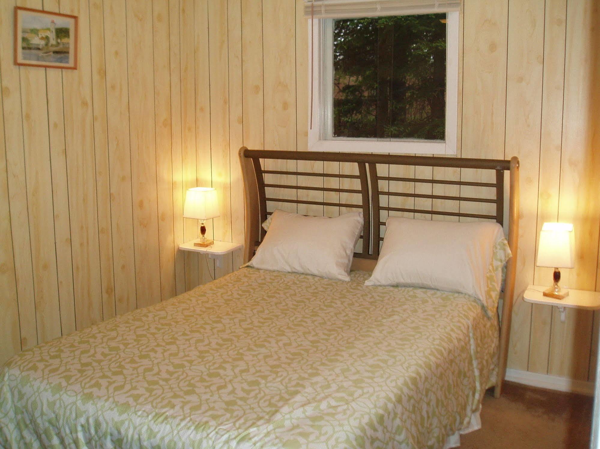 Bubbling Brook Cottages 캐번디시 외부 사진