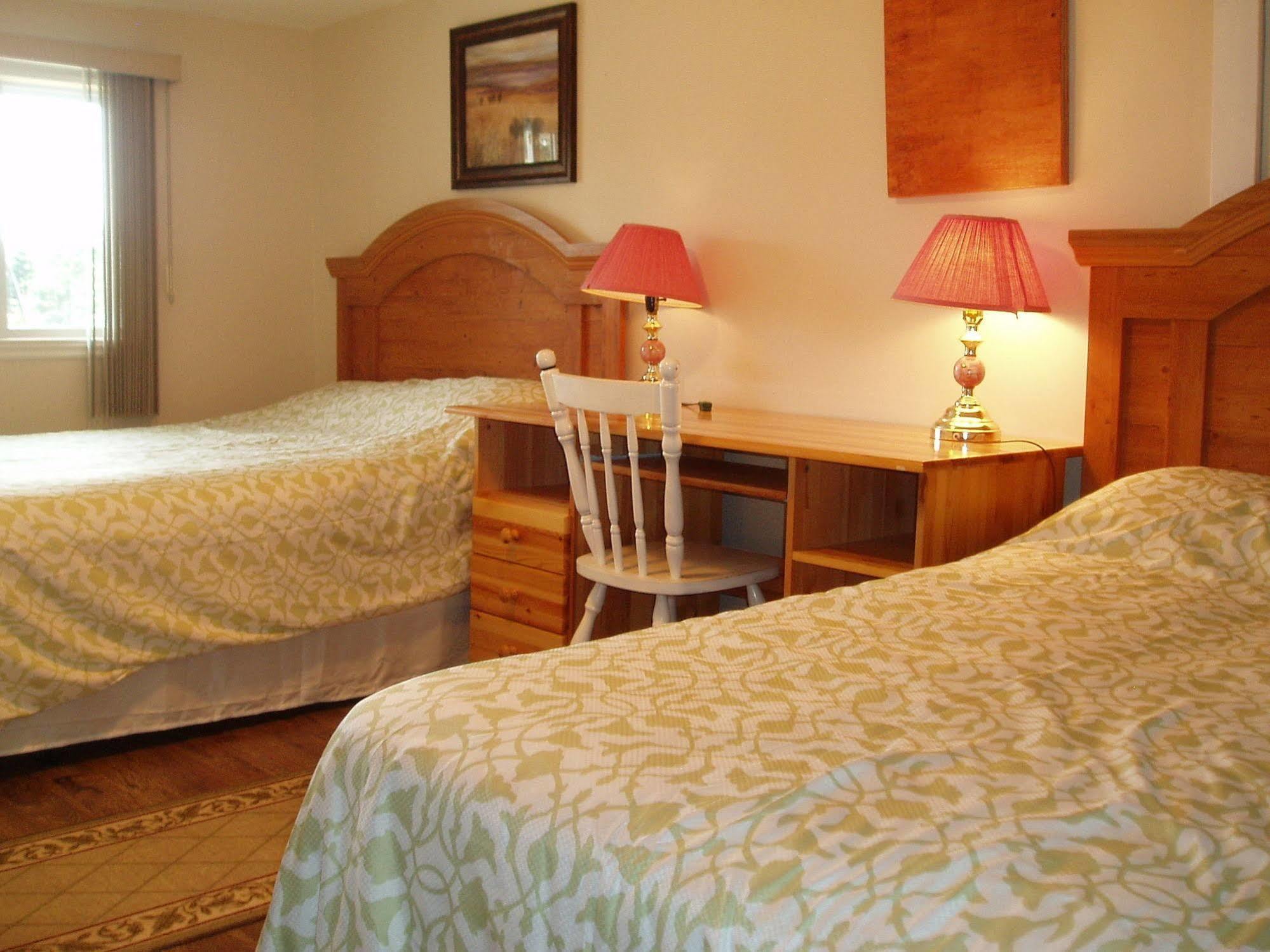 Bubbling Brook Cottages 캐번디시 외부 사진